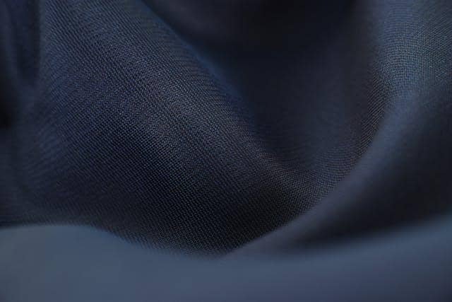 ilustrasi hijab bahan polyester