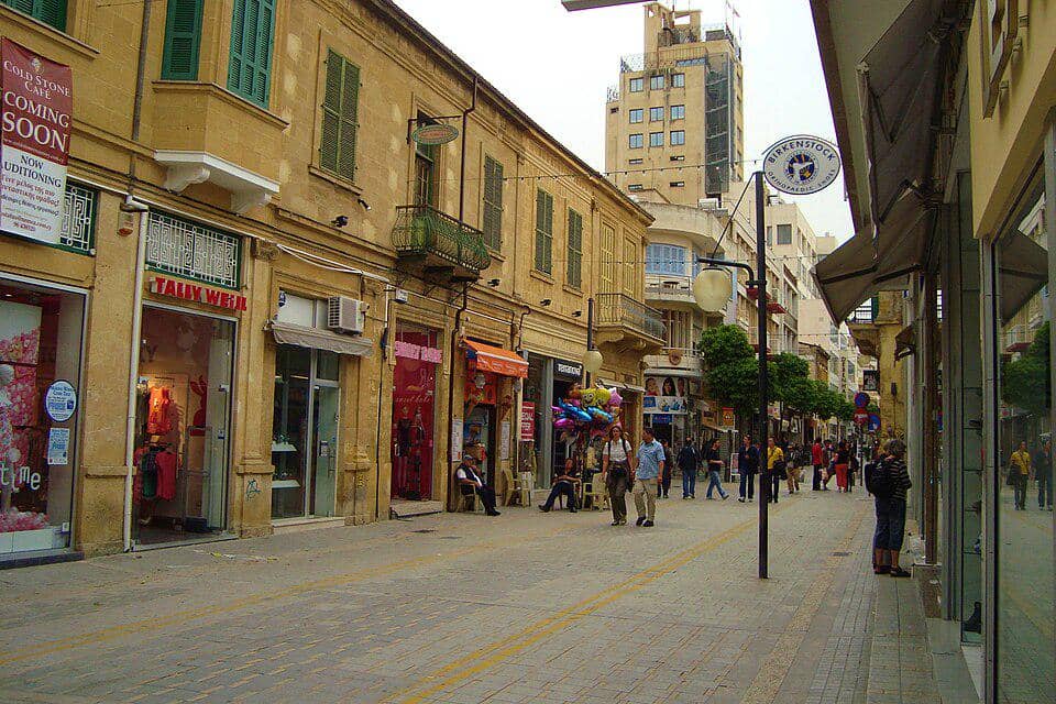 Jalan Ledra di Nicosia