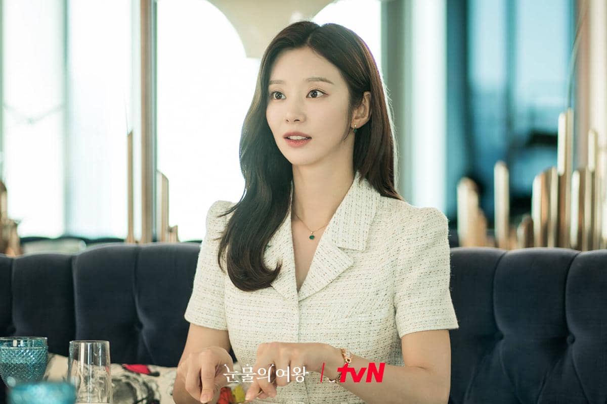 cuplikan drama Queen Of Tears 