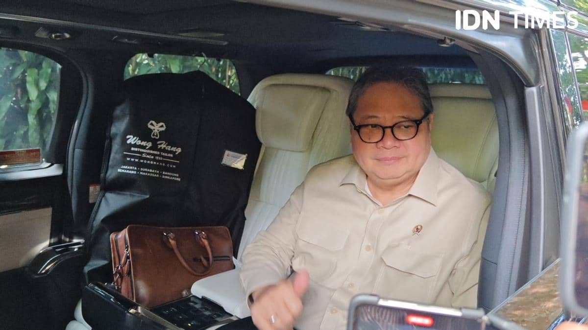 Menko Perekonomian Airlangga Hartarto tiba di Hambalang untuk mengikuti retret jilid II