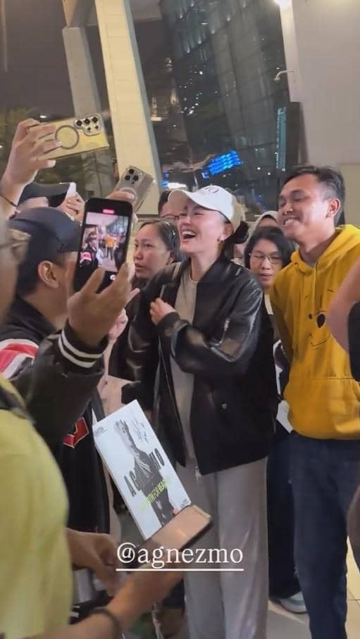 Agnez Mo Pulang ke Indonesia, Disambut Penggemar (instagram.com/the.agnation)