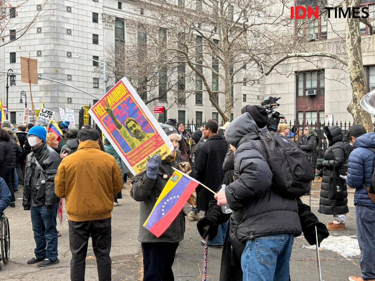Potret Demo Warga Venezuela di Depan Pengadilan New York