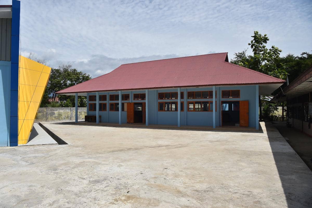 Wamendikdasmen tandai hari pertama masuk sekolah di Padang pascabencana banjir