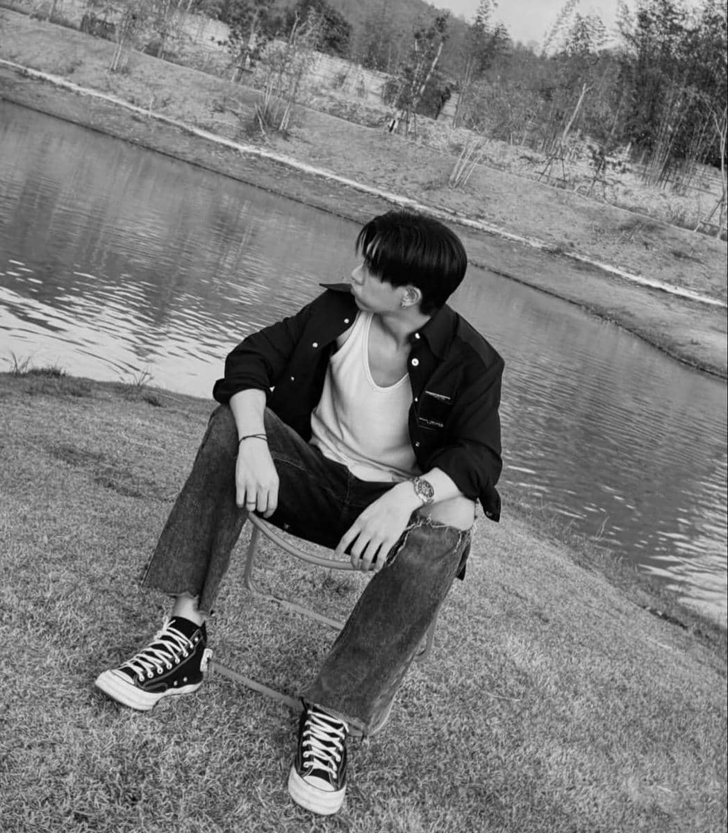 Outfit Perth Tanapon