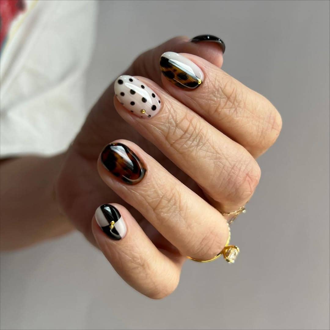 ide nail art 2026 untuk kuku pendek 