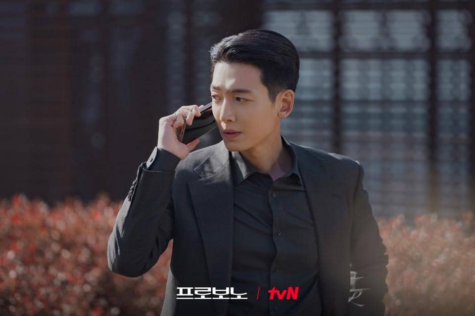 still cuts drama Pro Bono