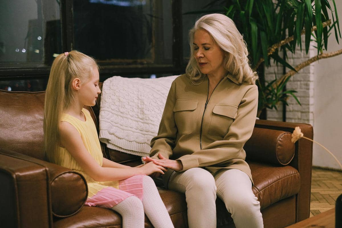 ilustrasi meminta maaf kepada anak