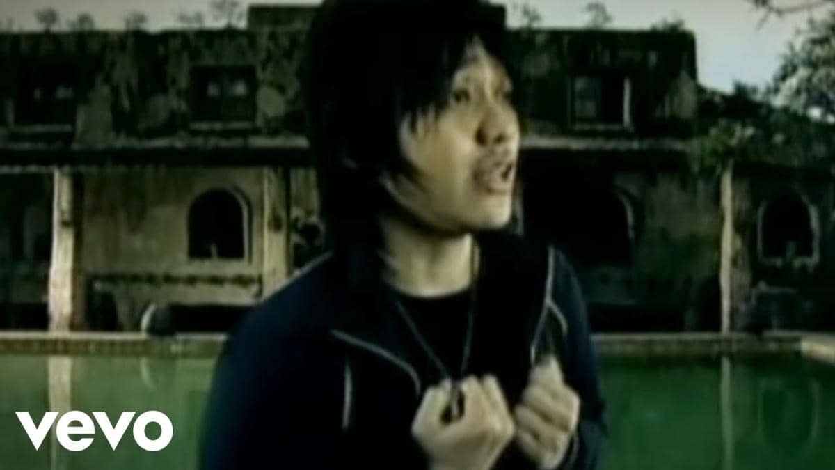 cuplikan video klip "Saat Kau Pergi"