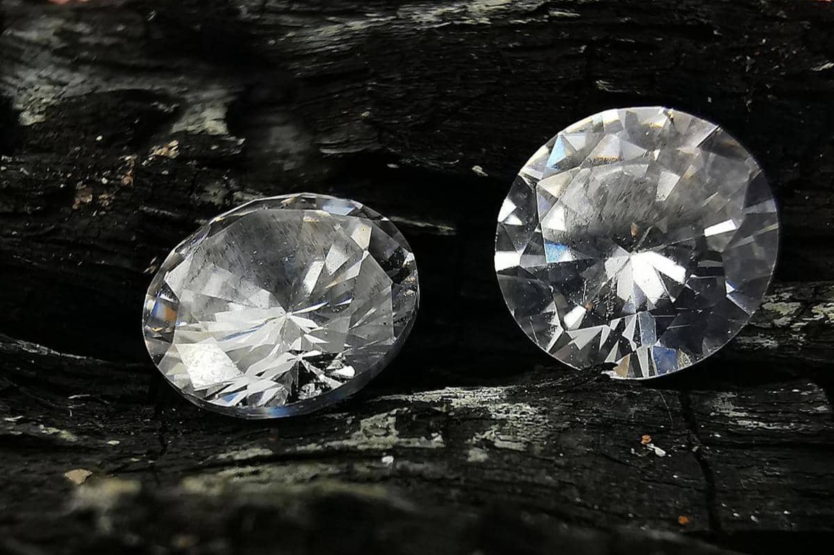 Jenis Berlian Berdasarkan Asal, Kimia, Warna, dan Kualitas