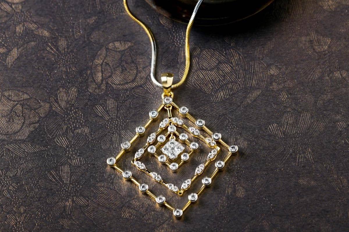 ilustrasi gold plated