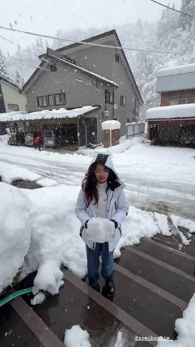 Keluarga Baim dan Artika Sari Devi ke Niigata.