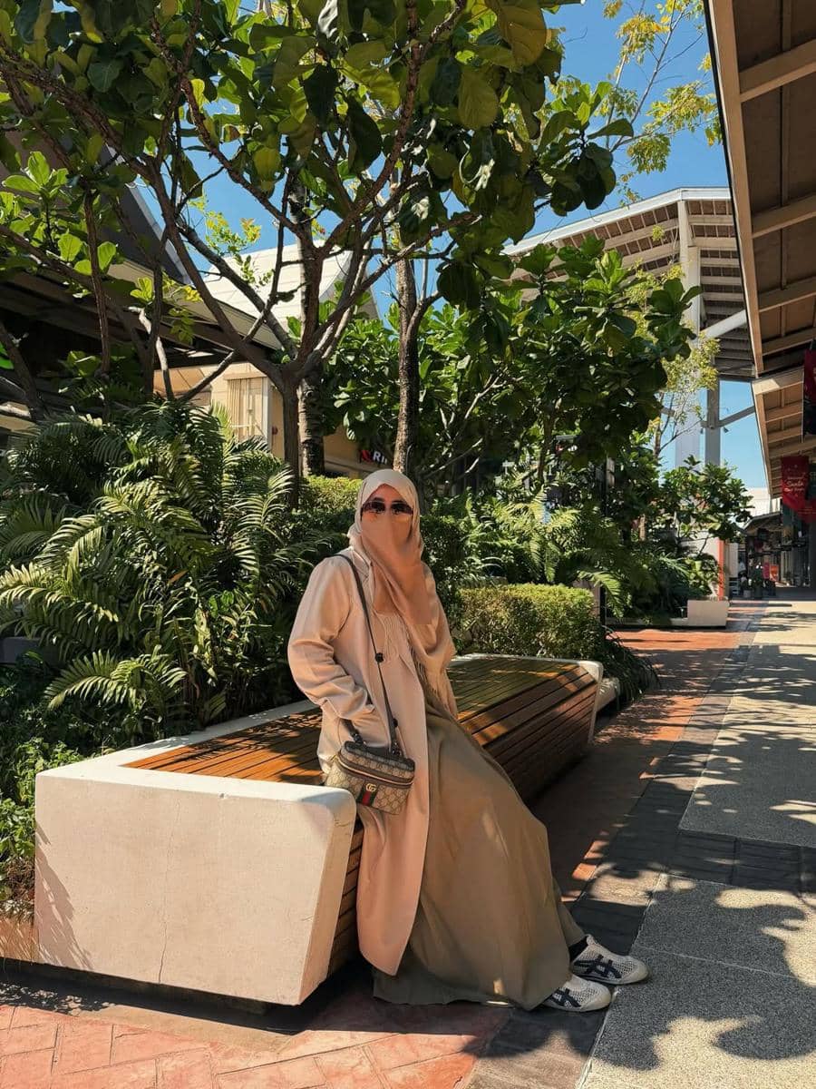 Umi Pipik liburan ke Thailand