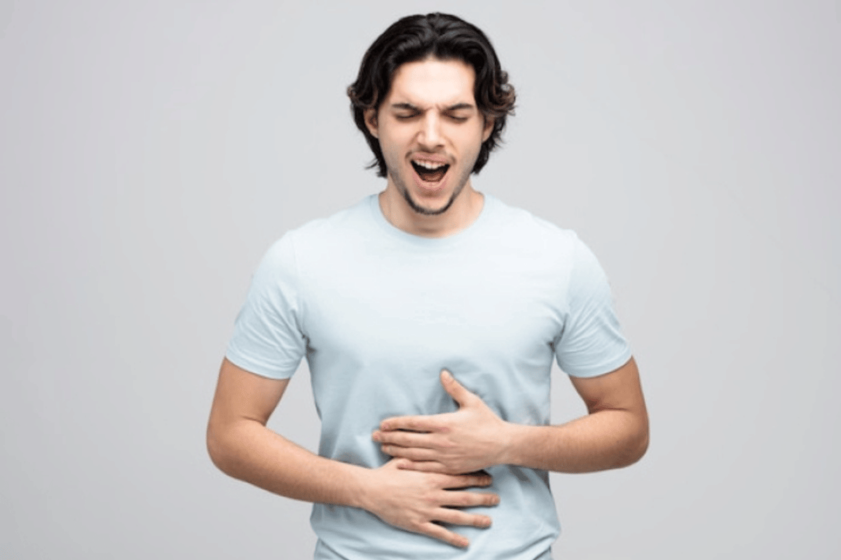 Ilustrasi perut bunyi saat puasa.