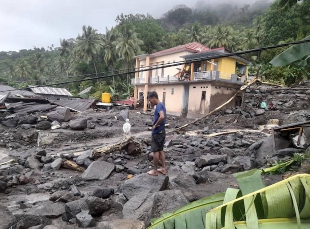 Banjir bandang di Sitoru Sitaro Sulawesi Utara