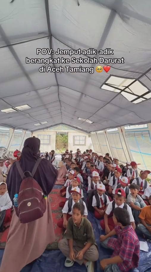 TikTokers Teuku Fayyadh Jadi Relawan Sekolah Darurat (instagram.com/.asamlambunk)
