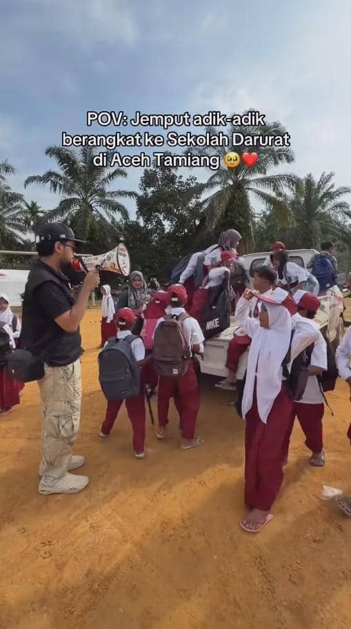 TikTokers Teuku Fayyadh Jadi Relawan Sekolah Darurat (instagram.com/.asamlambunk)