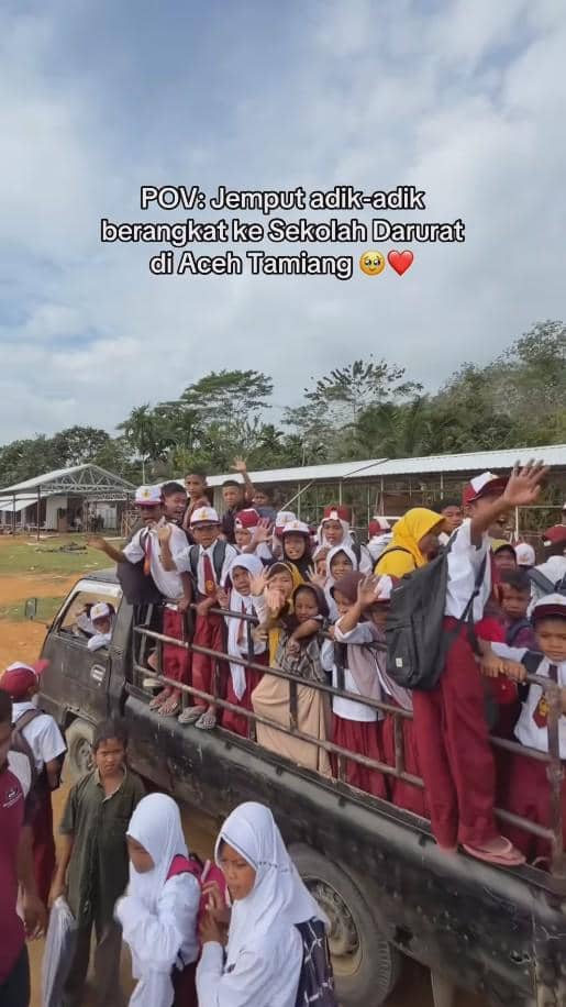 TikTokers Teuku Fayyadh Jadi Relawan Sekolah Darurat (instagram.com/.asamlambunk)