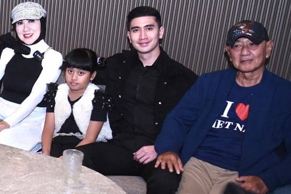 Kenangan Venna Melinda dan Ayahnya yang Berpulang (instagram.com/vennamelindareal)