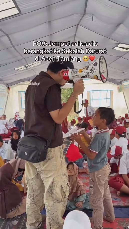 TikTokers Teuku Fayyadh Jadi Relawan Sekolah Darurat (instagram.com/.asamlambunk)