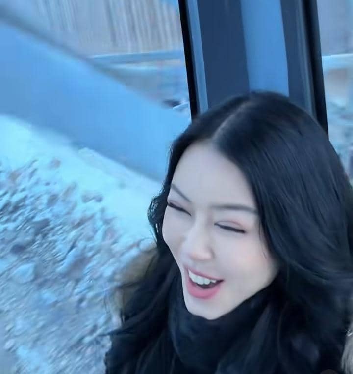 potret Nita Gunawan naik Gunung Jungfraujoch