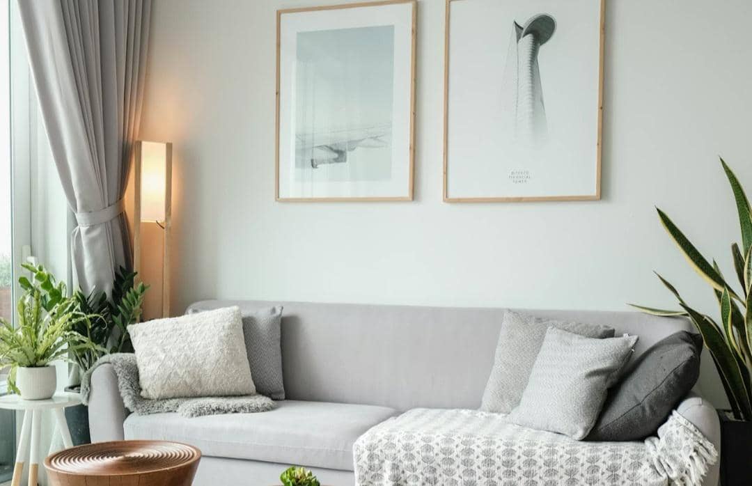 4 Cara Menata Pigura yang Tepat, Ruang Tamu Jadi Estetik Saat Lebaran