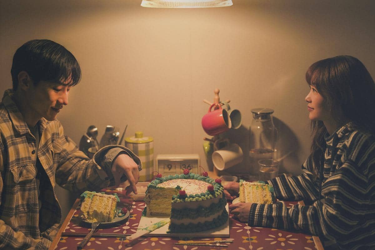 poster MV lagu "Blue" dari DK X SEUNGKWAN