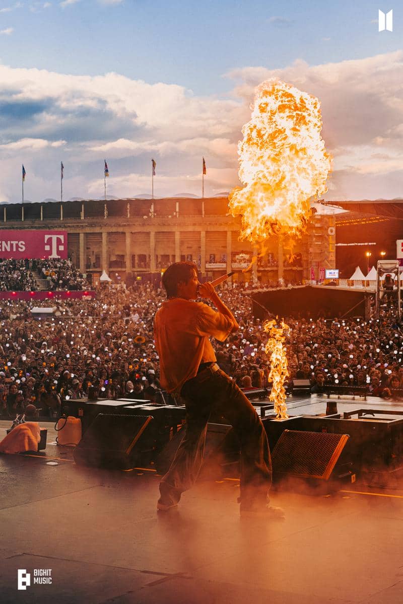 J-Hope BTS di panggung Lollapalooza