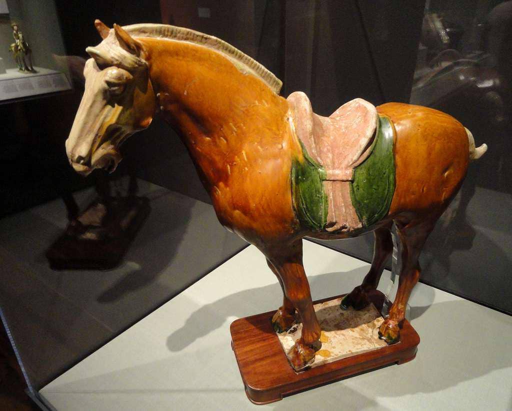 ilustrasi patung di era Dinasti Tang