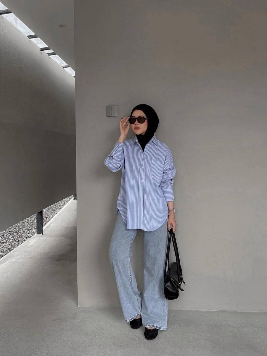 potret ide casual outfit yang badass ala Reni Marlina