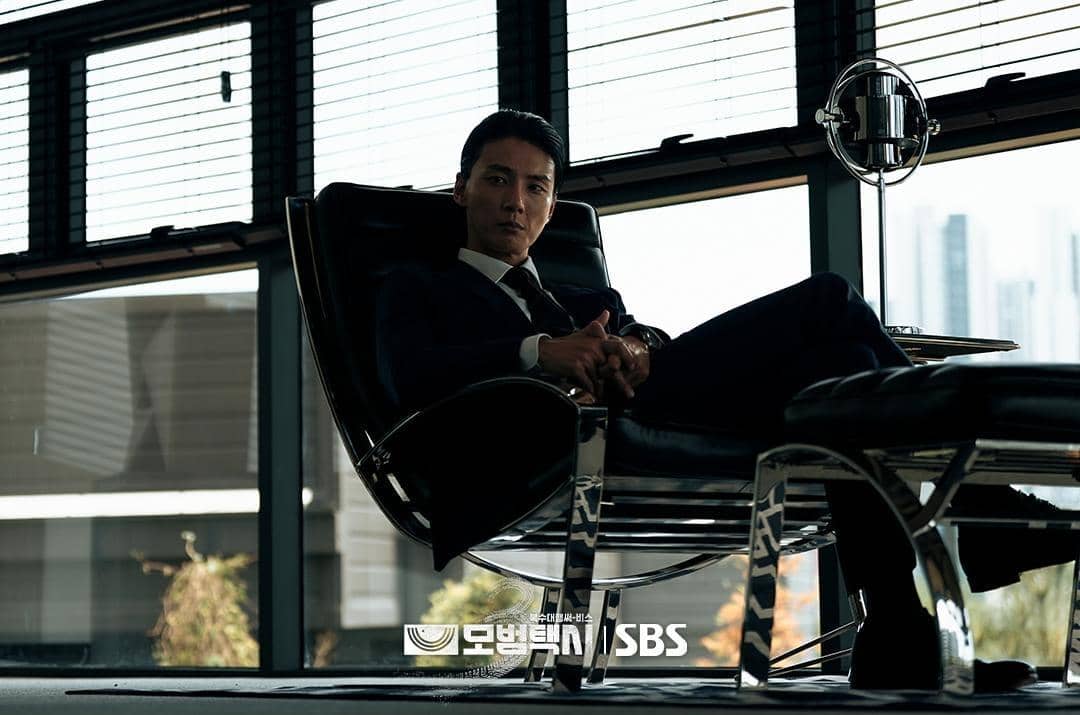 Yoon Si Yoon di drama Taxi Driver 3