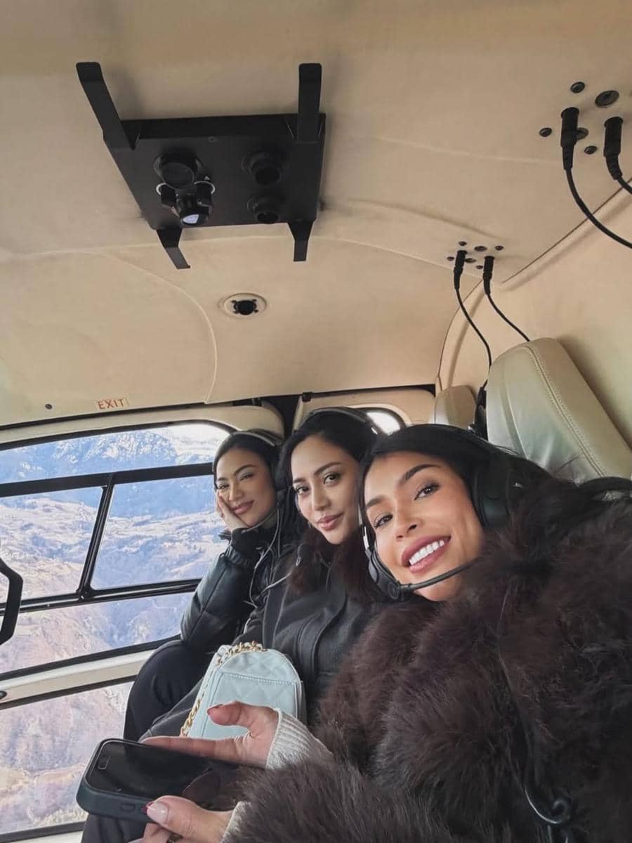 Rachel Vennya naik helikopter di Switzerland