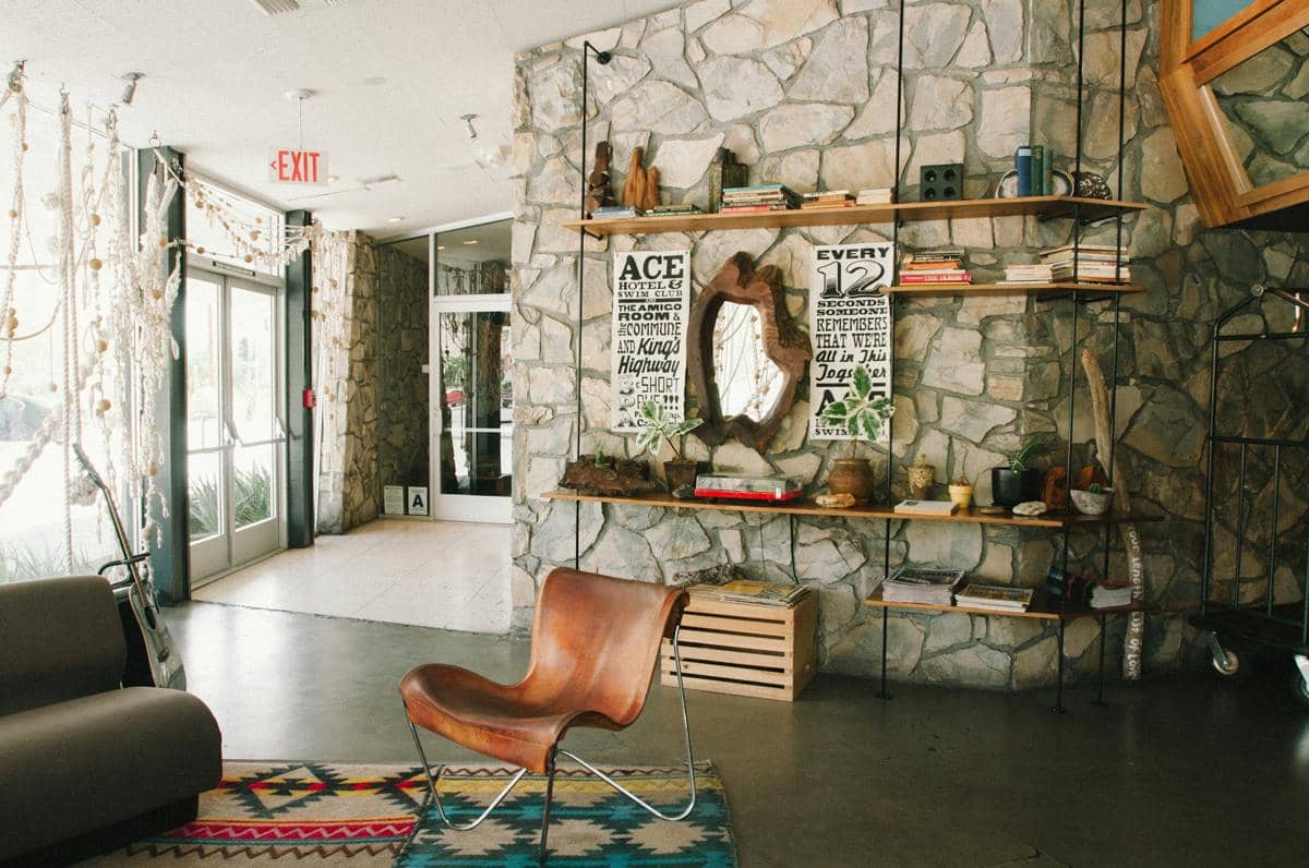 ilustrasi interior rumah gaya retro pop art