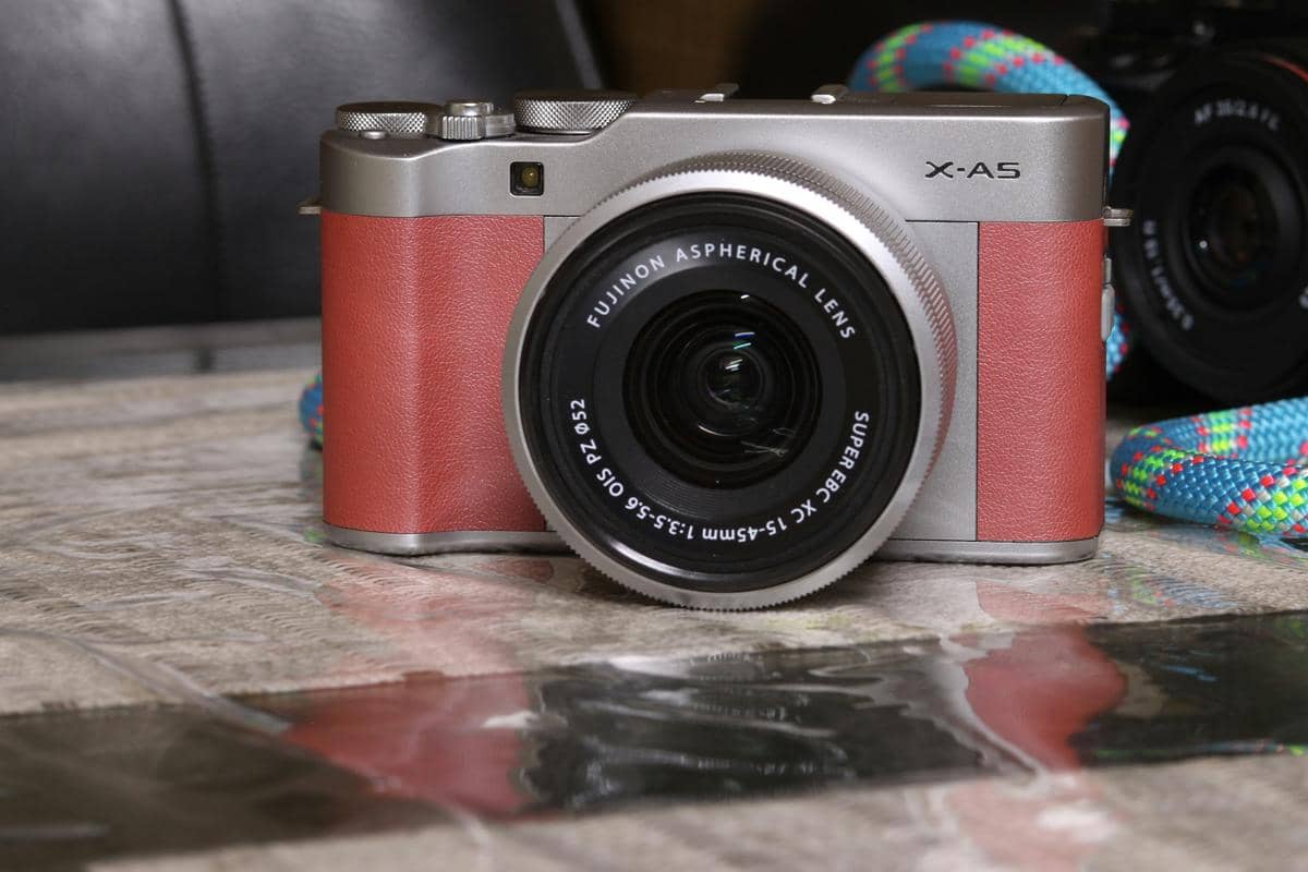 ilustrasi kamera mirrorlees