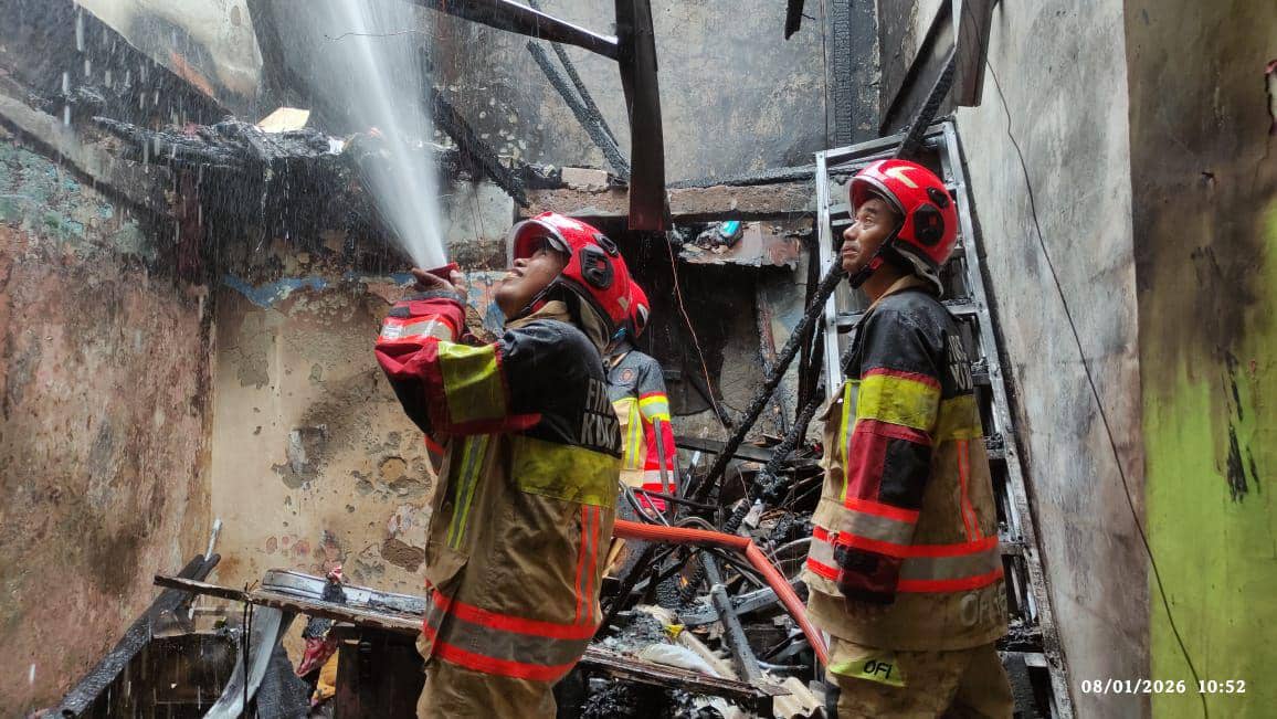 Gas Baru Ganti Meledak, Warung Padang di Bogor Selatan Ludes Kebakaran