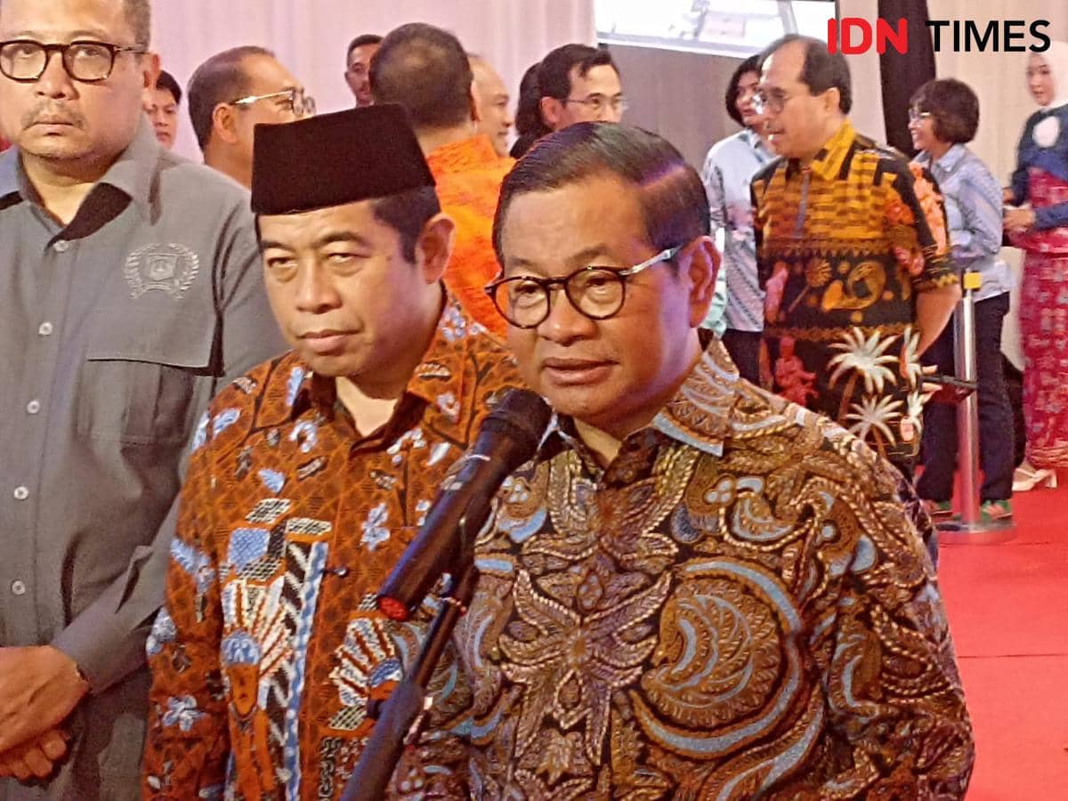 Gubernur DKI Jakarta Pramono Anung melakukan Ground breaking Pembangunan Gedung Sentra Pelayanan PAM JAYA