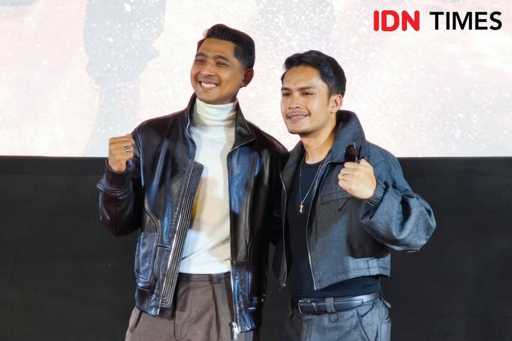 Potret Arya Saloka dan Randy Pangalila di press conference serial Algojo, Kamis (8/1/2026)