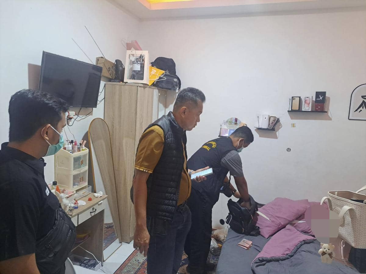 Polisi lakukan olah TKP. (Dokumen Polres Metro Bekasi Kota)