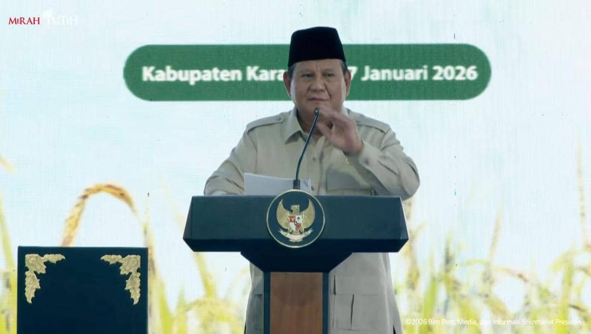 Presiden Prabowo Subianto di acara panen raya dan pengumuman swasembada pangan di Karawang, Rabu (7/1/2026) (Youtube.com/Sekretariat Presiden)