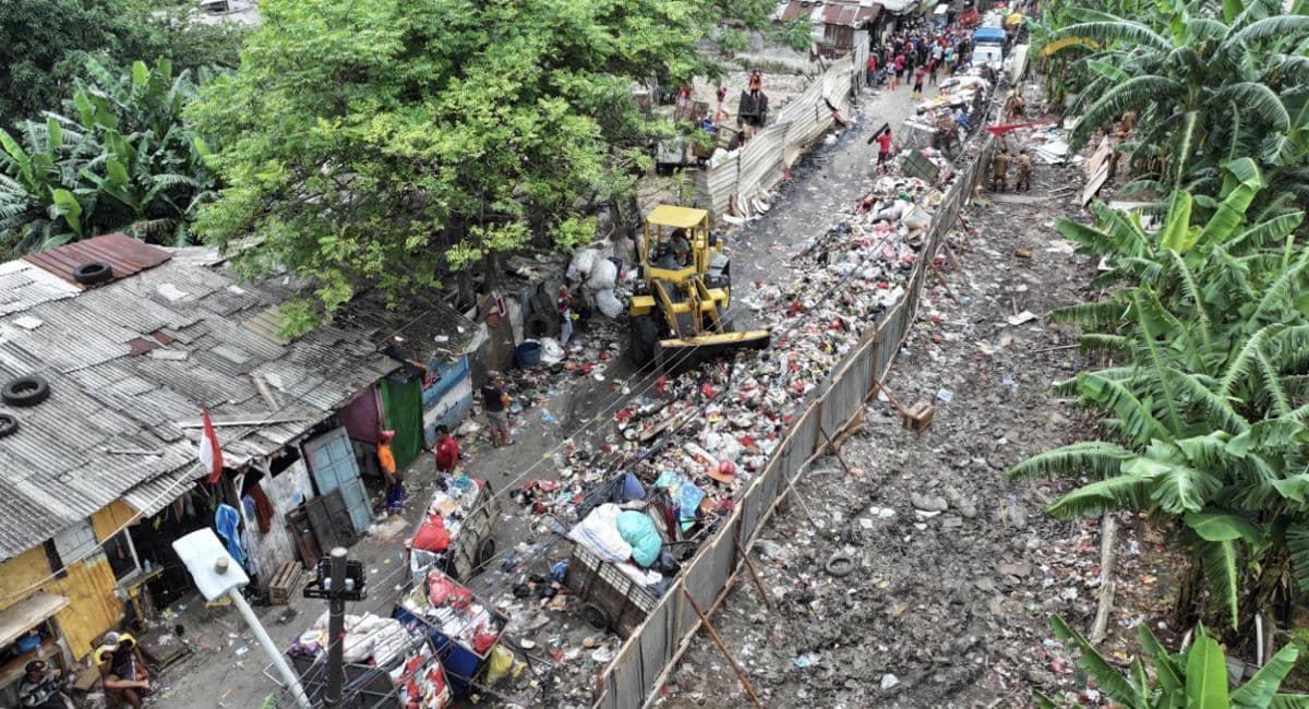 Krisis Sampah, 3 Kelurahan di Cakung Relokasi TPS ke Rawa Terate