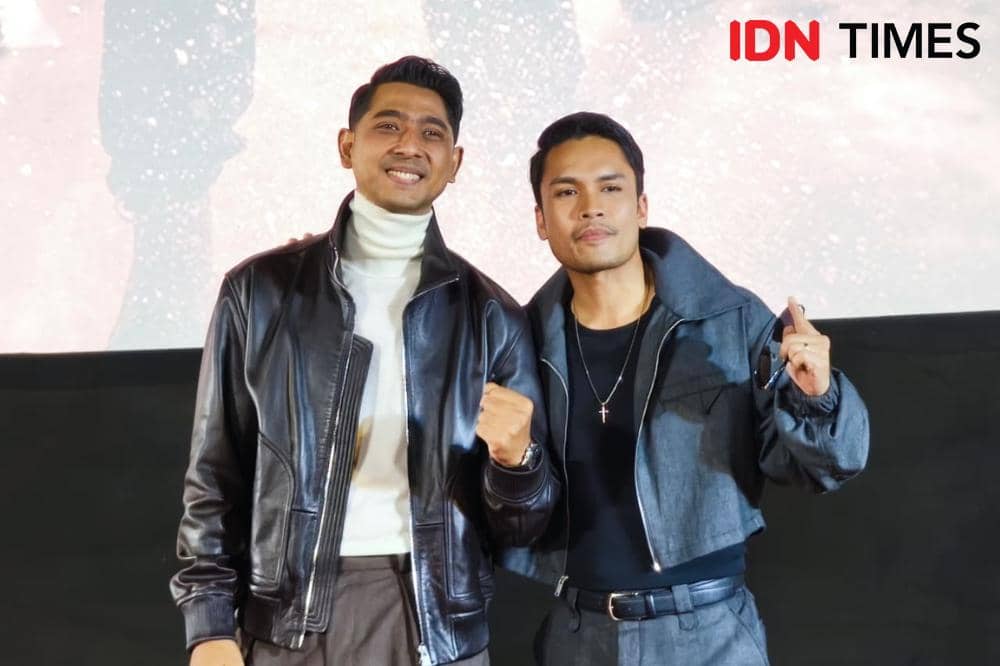 Potret Arya Saloka dan Randy Pangalila di press conference serial Algojo, Kamis (8/1/2026)