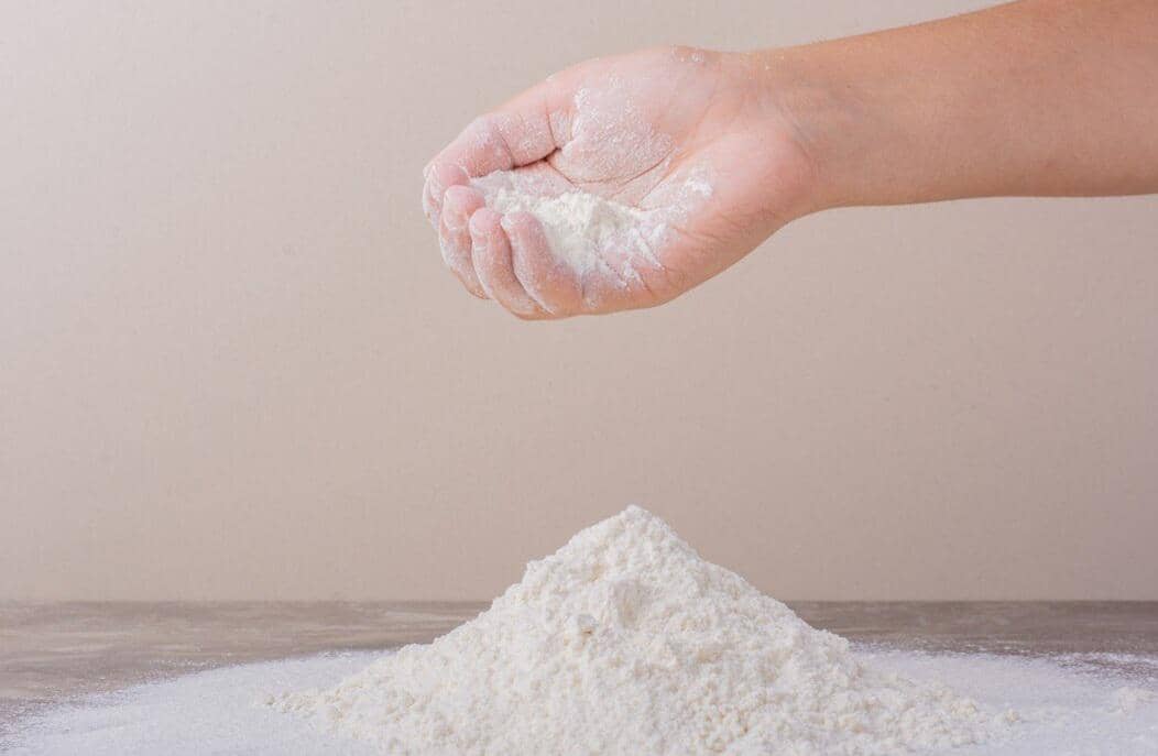 ilustrasi tepung protein rendah (freepik.com/azerbaijan_stockers)