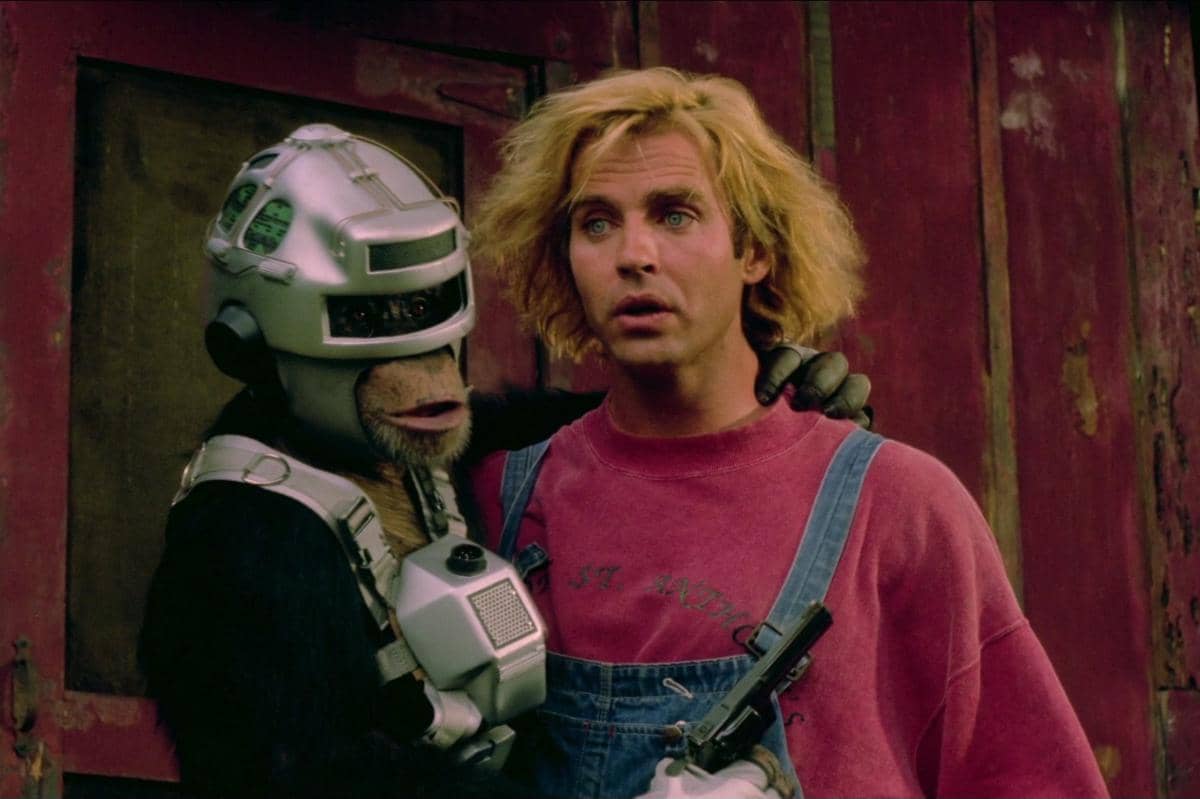 cuplikan adegan dalam film The Lawnmower Man