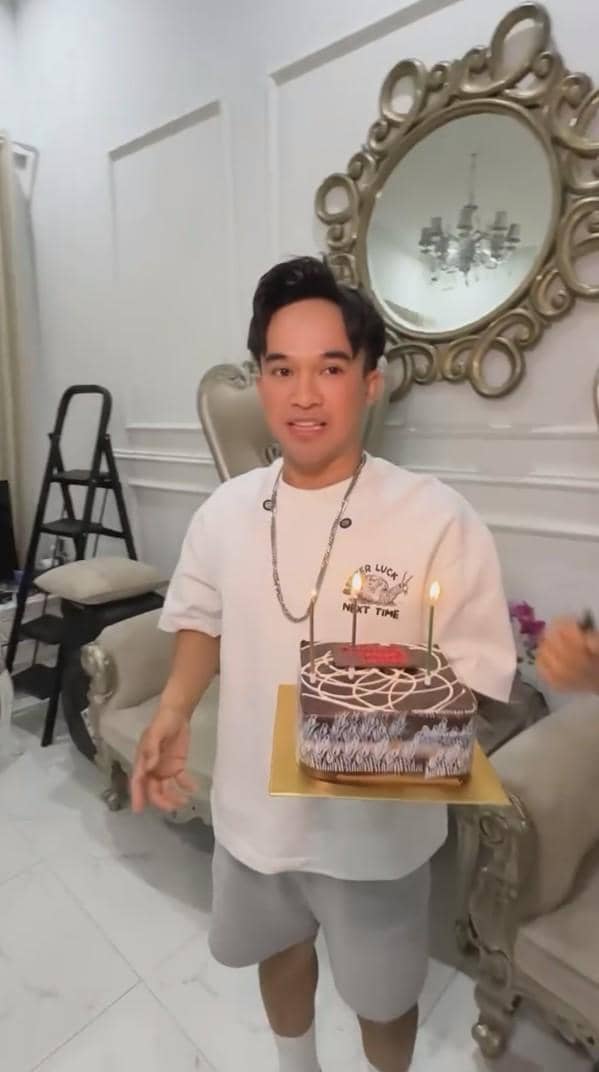 Anwar berikan kejutan ulang tahun untuk Boiyen (instagram.com/anwar_bab)