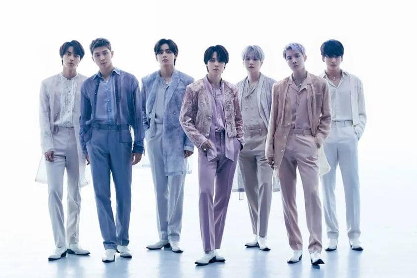 BTS (x.com/bts_bighit)