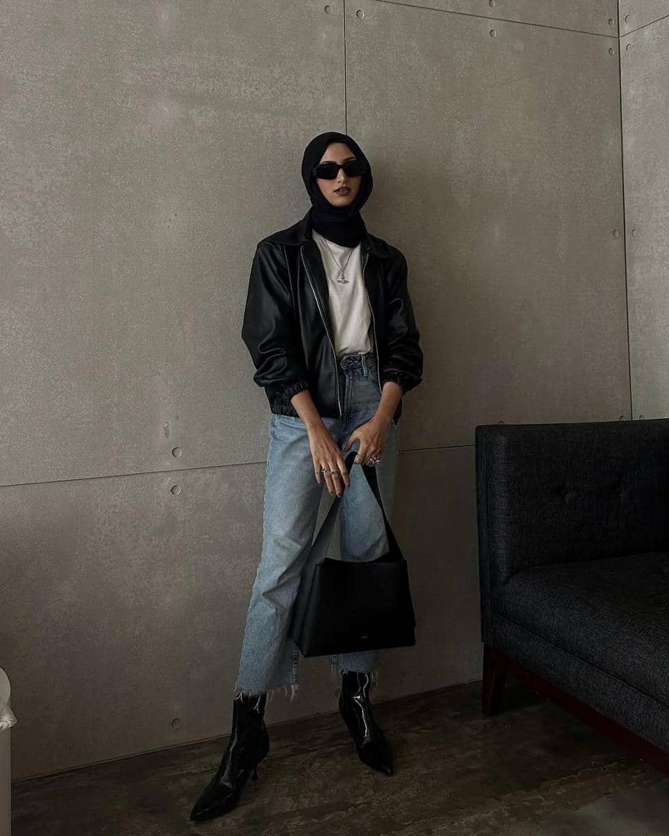 OOTD Material Leather ala Munira Agile