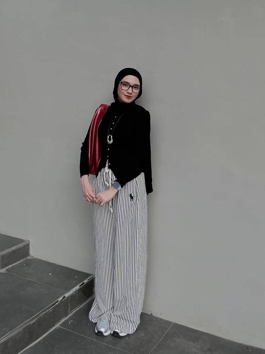 OOTD Striped Pants ala Lisna Feri
