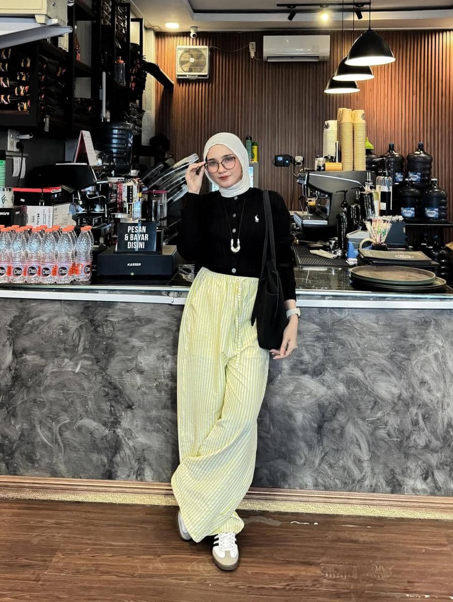 OOTD Striped Pants ala Lisna Feri