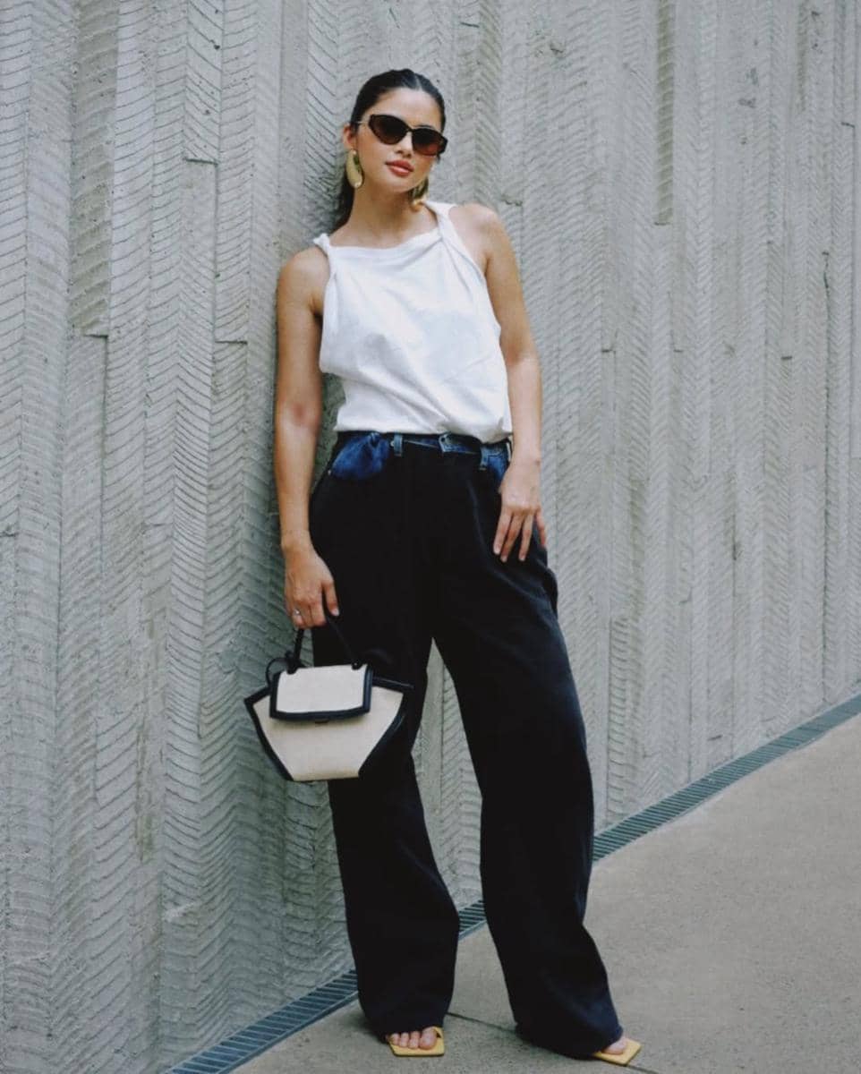 OOTD Sleeveless Top ala Namira Adzani