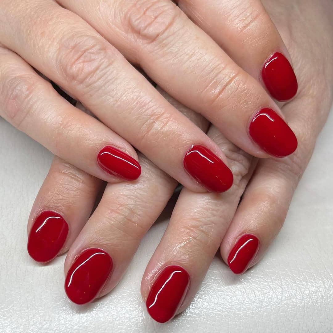 inspirasi warna kuteks yang cocok untuk semua warna outfit