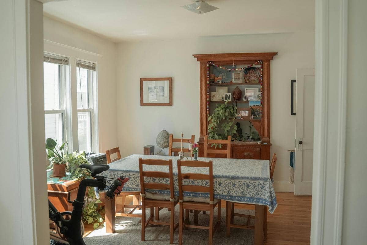 Ilustrasi Taplak Meja